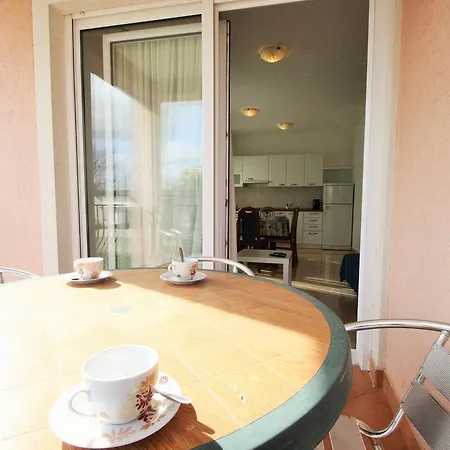 Bilic With Balcony *