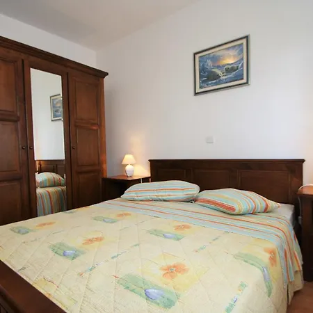Apartman Bilic With Balcony Porec