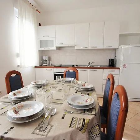 Bilic With Balcony Apartment Porec